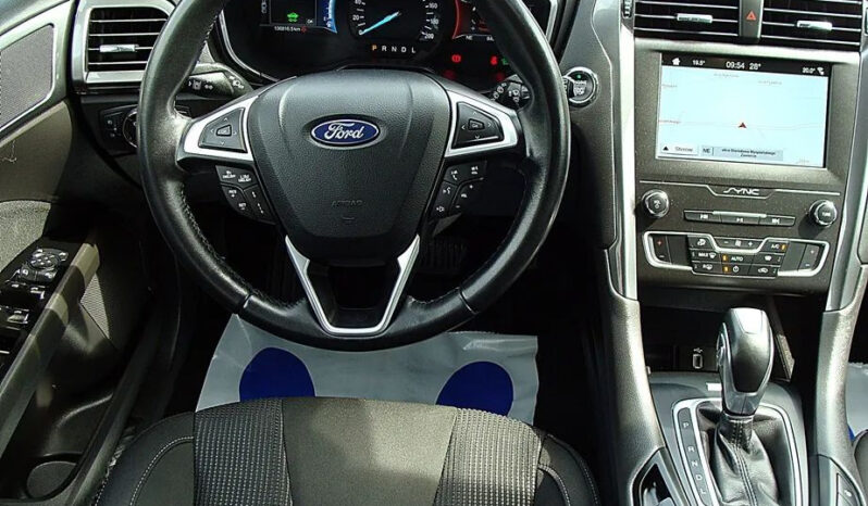 Ford Mondeo 2.0 Hybrid Titanium full