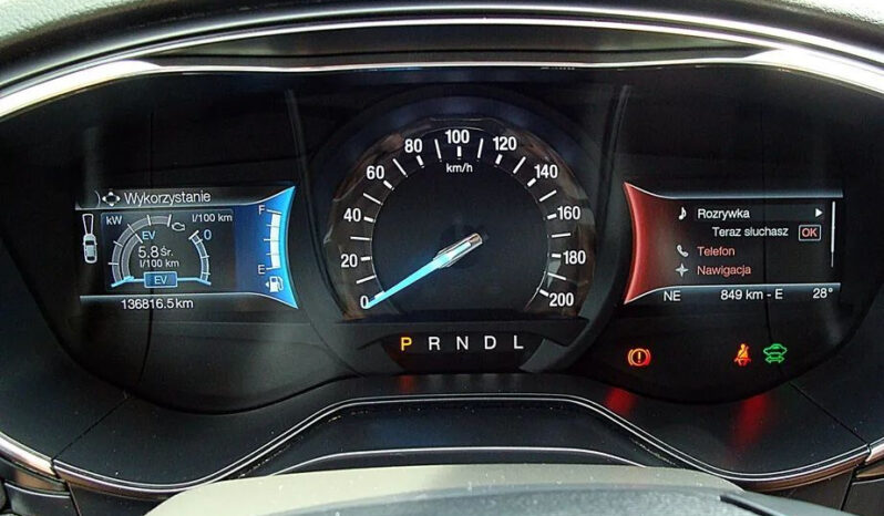 Ford Mondeo 2.0 Hybrid Titanium full