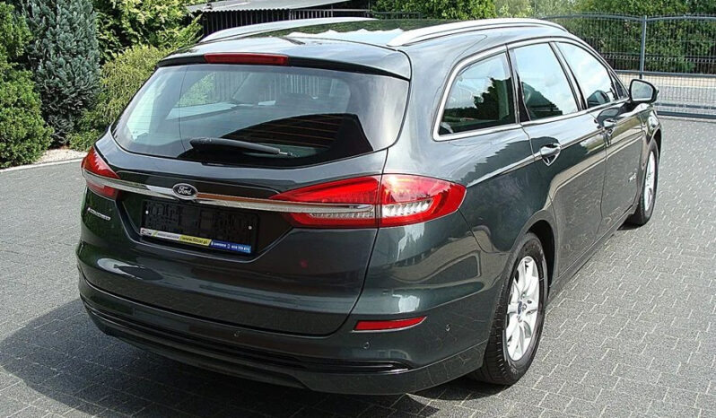 Ford Mondeo 2.0 Hybrid Titanium full