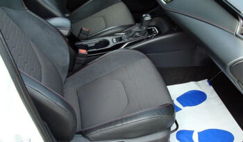 Toyota Corolla 1.8 Hybrid GR Sport full