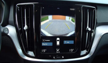 Volvo V60 D4 Momentum Pro full