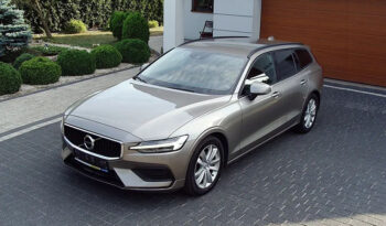 Volvo V60 D4 Momentum Pro full