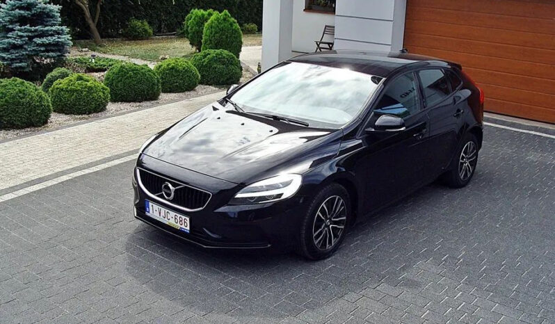 Volvo V40 full