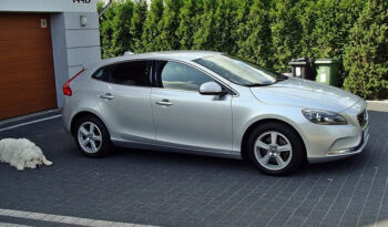 Volvo V40 T3 Momentum full