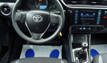 Toyota Auris 1.33 VVT-i Comfort full