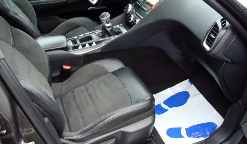 DS Automobiles DS 5 full
