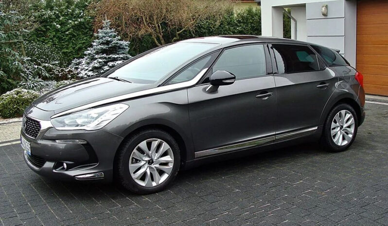 DS Automobiles DS 5 full