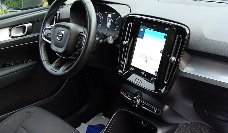 Volvo XC 40 T2 Plus Bright full