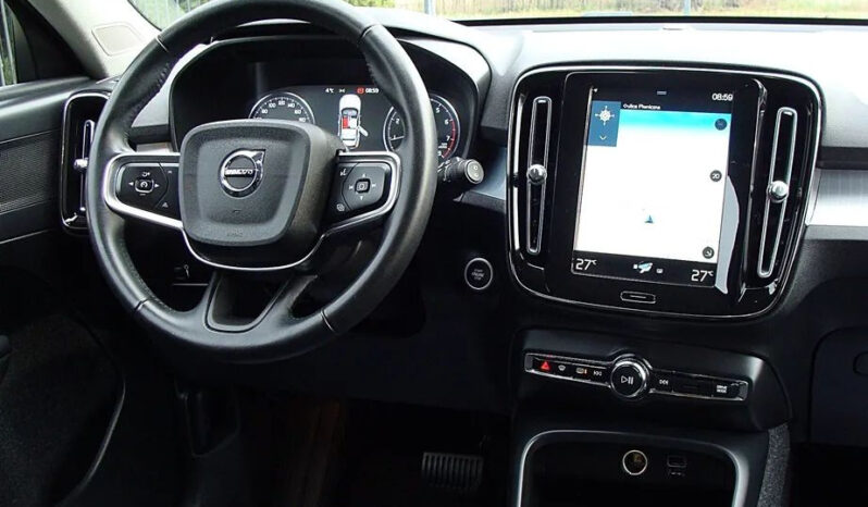 Volvo XC 40 T2 Plus Bright full