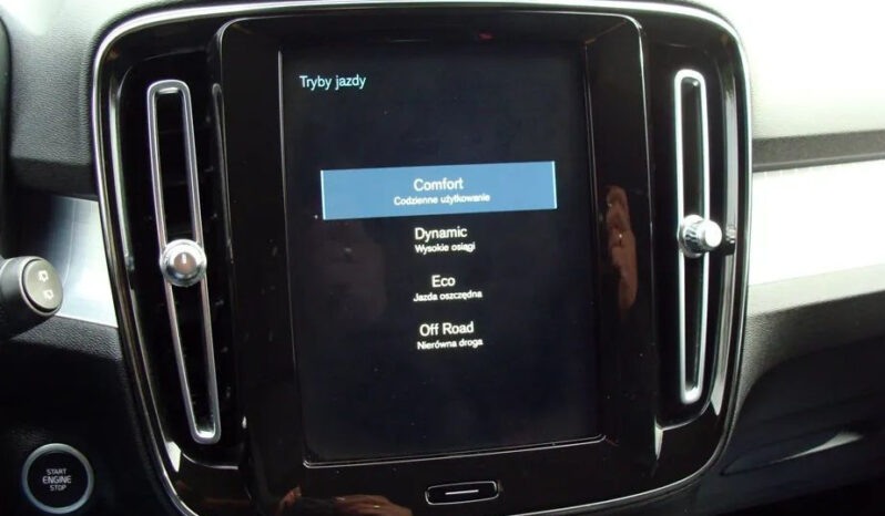 Volvo XC 40 T2 Plus Bright full