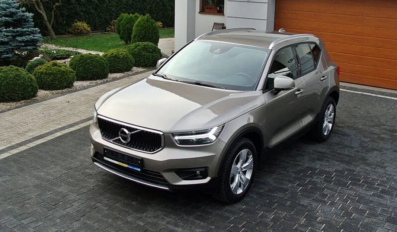 Volvo XC 40 T2 Plus Bright full