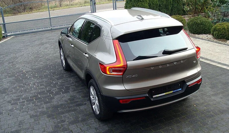 Volvo XC 40 T2 Plus Bright full