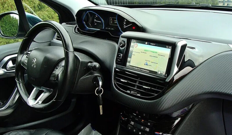 Peugeot 2008 1.2 Pure Tech Crossway S&S EAT6 full