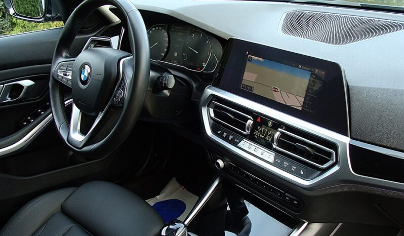 BMW Seria 3 318d Business Edition full