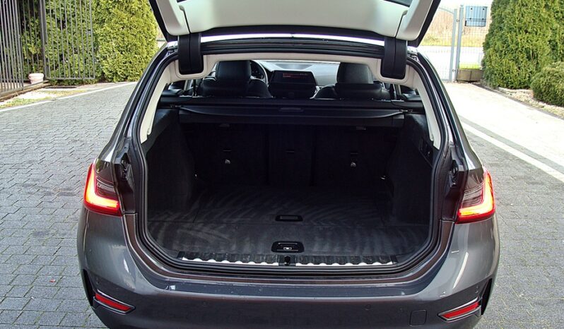 BMW Seria 3 318d Business Edition full