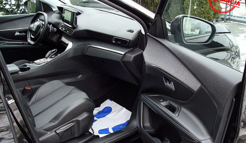 Peugeot 3008 1.6 PureTech Hybrid4 PHEV Allure S&S EAT8 full