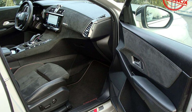 DS Automobiles DS 7 Crossback 1.6 E-Tense 4×4 Performance Line + full