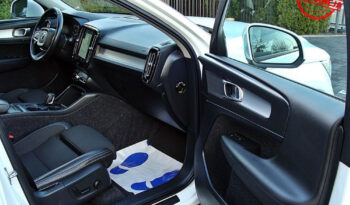 Volvo XC 40 T4 Momentum Pro full