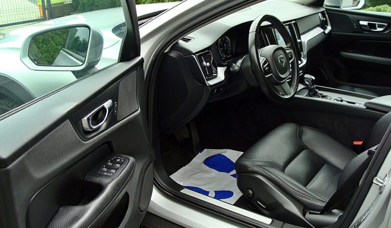 Volvo V60 Cross Country D3 Geartronic Pro full
