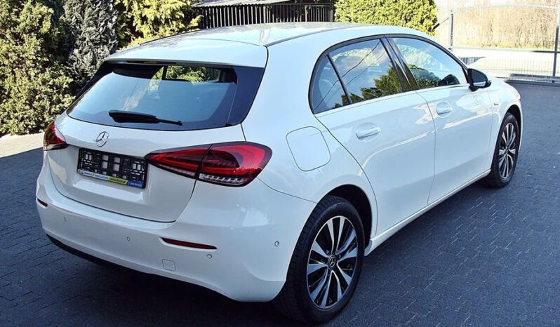 Mercedes-Benz Klasa A 250 e PHEV Progressive 8G-DCT full