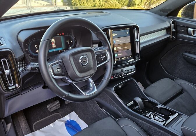 Volvo XC 40 B4 B Geartronic RDesign full