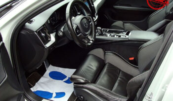 Volvo V60 T8 AWD Plug-In Hybrid R-Design full