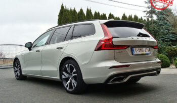 Volvo V60 T8 AWD Plug-In Hybrid R-Design full