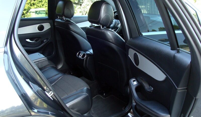 Mercedes-Benz GLC 300 e 4Matic 9G-TRONIC full