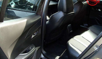 Peugeot 2008 PureTech 130 EAT8 GT full
