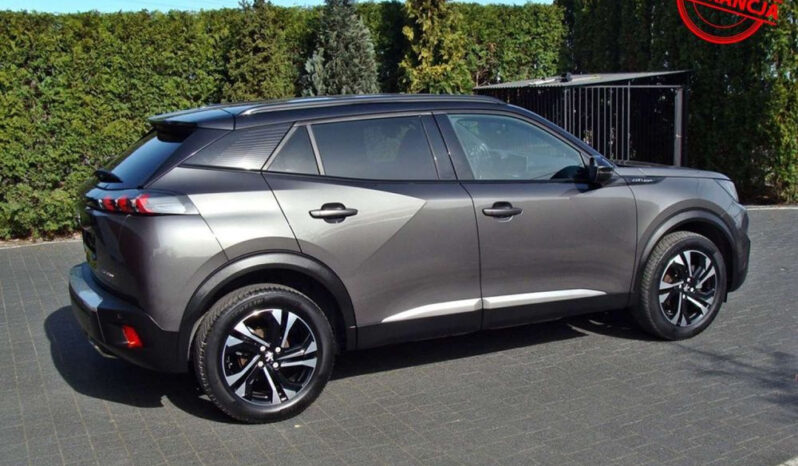 Peugeot 2008 PureTech 130 EAT8 GT full