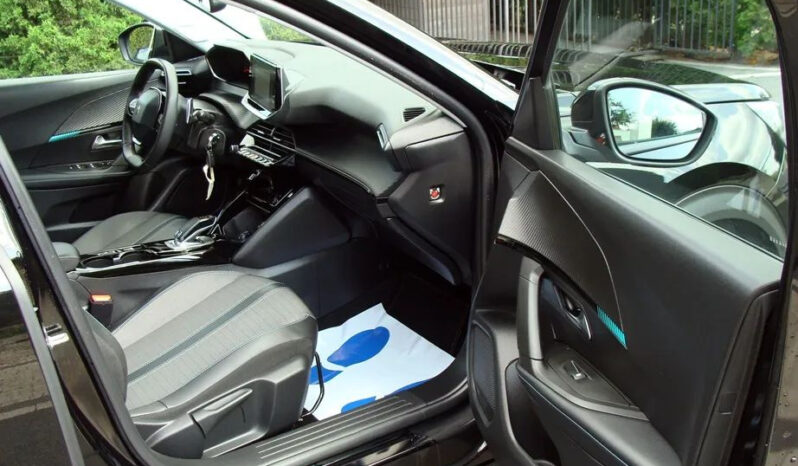 Peugeot 2008 BlueHDi 130 Allure S&S EAT8 full
