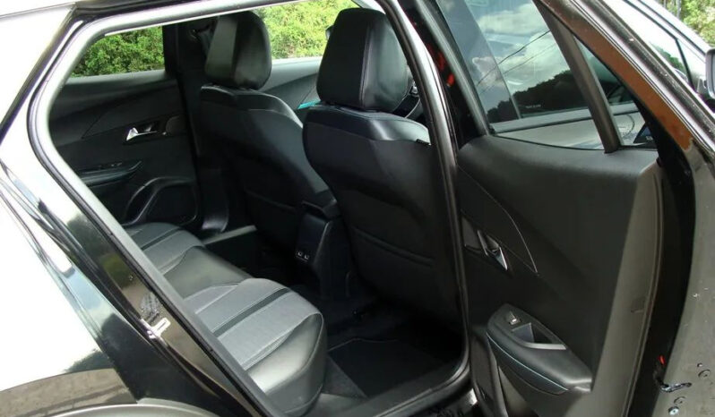 Peugeot 2008 BlueHDi 130 Allure S&S EAT8 full