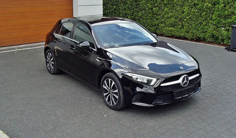 Mercedes-Benz Klasa A 250 e PHEV Progressive 8G-DCT full