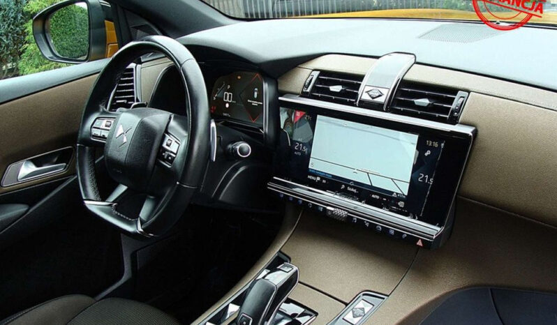 DS Automobiles DS 7 Crossback full