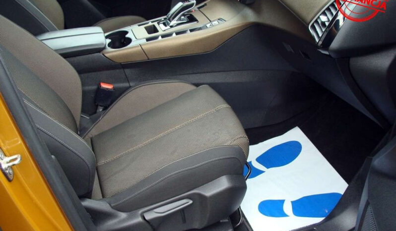 DS Automobiles DS 7 Crossback full