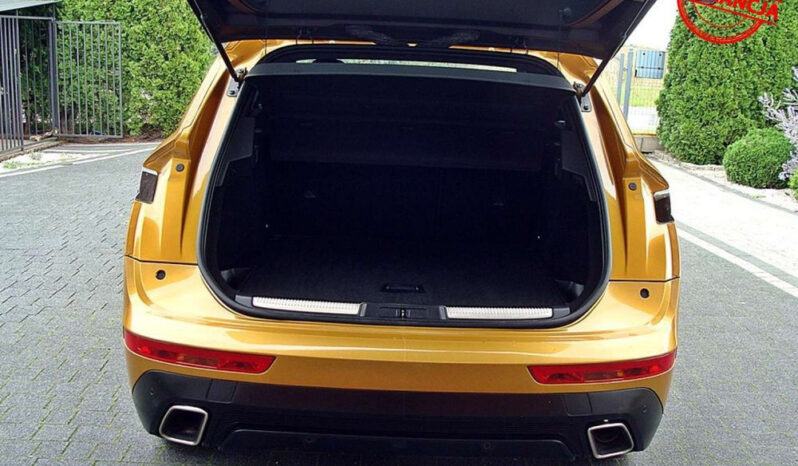 DS Automobiles DS 7 Crossback full
