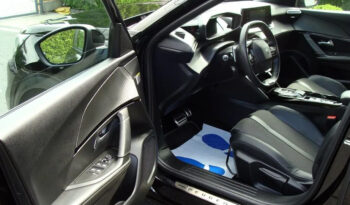 Peugeot 2008 PureTech 130 EAT8 GT full