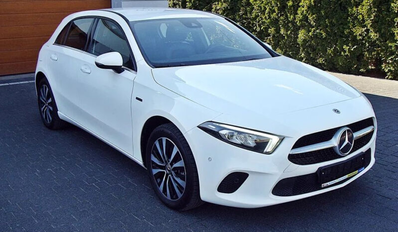 Mercedes-Benz Klasa A 250 e PHEV Progressive 8G-DCT full