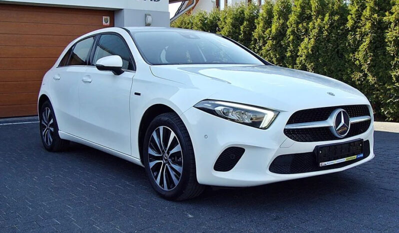 Mercedes-Benz Klasa A 250 e PHEV Progressive 8G-DCT full