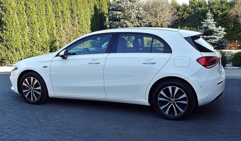 Mercedes-Benz Klasa A 250 e PHEV Progressive 8G-DCT full